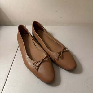 Size 10.5 Women Ballet Flats Flattered Bodil Cognac Leather
